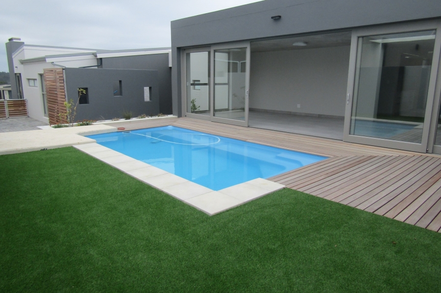 4 Bedroom Property for Sale in Oubaai Western Cape